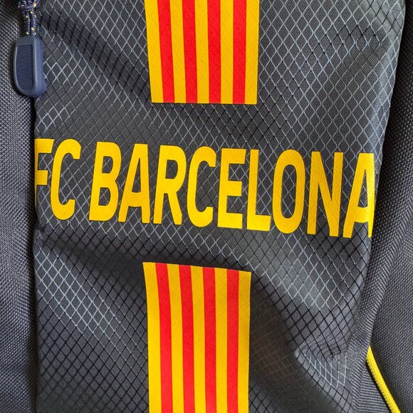 Icon Sports FC Barcelona Backpack with Soccer Ball Compartment - Picture 9 of 10